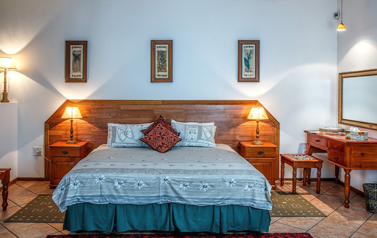 What Are Some Good Color Schemes for Bedrooms?